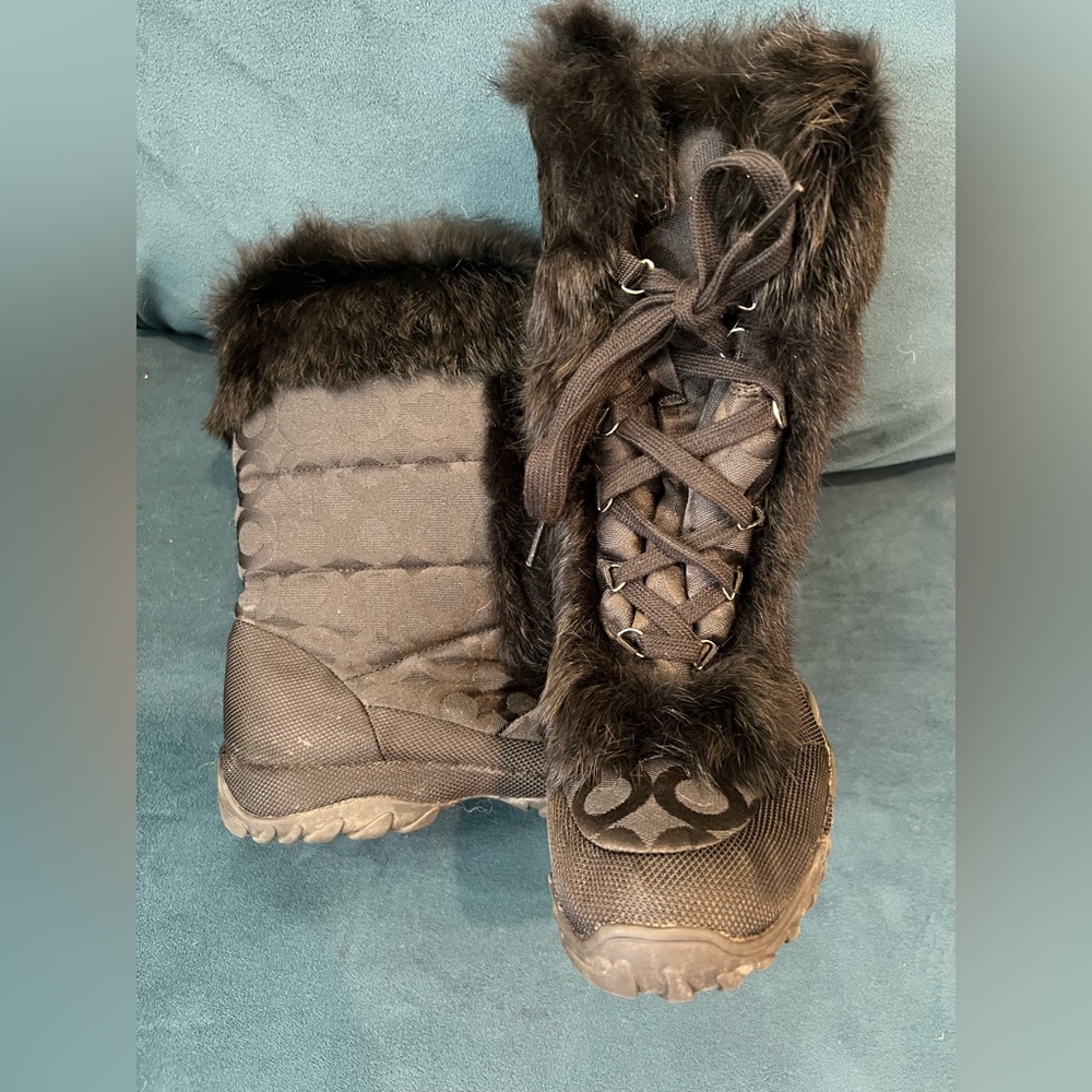 COACH Jennie Snow Boots